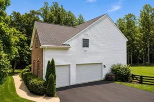 16125 Gossum Ct, Haymarket, VA 20169 - Photo 9