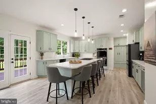 16125 Gossum Ct, Haymarket, VA 20169 - Photo 25