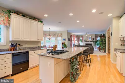 4453 Tuscany Court, Woodbridge, VA 22192 - Photo 13
