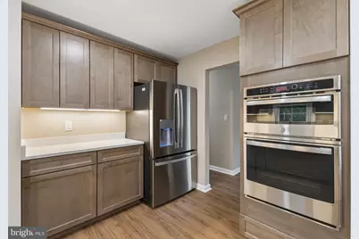 9512 Lomond Drive, Manassas, VA 20109 - Photo 5