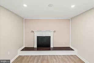 2006 Cumberland Dr, Woodbridge, VA 22191 - Photo 35