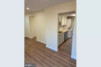 2843 Banks Court, Dumfries, VA 22026 - Photo 5