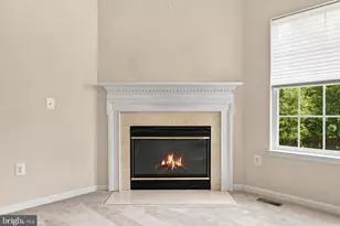 8373 Tenbrook Dr, Gainesville, VA 20156 - Photo 23