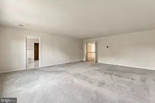 8373 Tenbrook Dr, Gainesville, VA 20156 - Photo 43