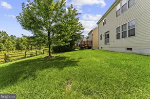 8373 Tenbrook Dr, Gainesville, VA 20156 - Photo 67
