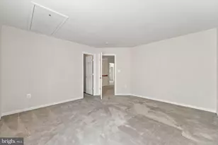 8373 Tenbrook Dr, Gainesville, VA 20156 - Photo 57