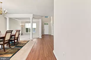 8373 Tenbrook Dr, Gainesville, VA 20156 - Photo 17