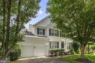 8373 Tenbrook Dr, Gainesville, VA 20156 - Photo 3