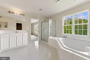 8373 Tenbrook Dr, Gainesville, VA 20156 - Photo 47