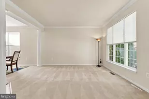 8373 Tenbrook Dr, Gainesville, VA 20156 - Photo 9