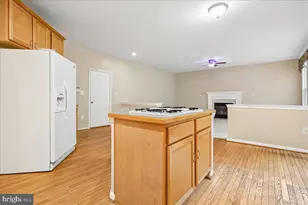 4114 Cardinal Crest Dr, Woodbridge, VA 22193 - Photo 9