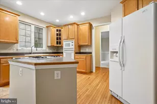 4114 Cardinal Crest Dr, Woodbridge, VA 22193 - Photo 7