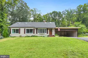 18323 Sharon Rd, Triangle, VA 22172 - Photo 1
