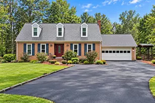 8114 Hillcrest Dr, Manassas, VA 20111 - Photo 1