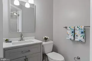 3001 Marisa Ct, Woodbridge, VA 22192 - Photo 25