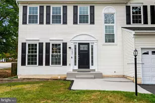 3001 Marisa Ct, Woodbridge, VA 22192 - Photo 5