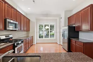15584 Legacy Way, Haymarket, VA 20169 - Photo 13