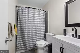 3488 Lyon Park Ct, Woodbridge, VA 22192 - Photo 37