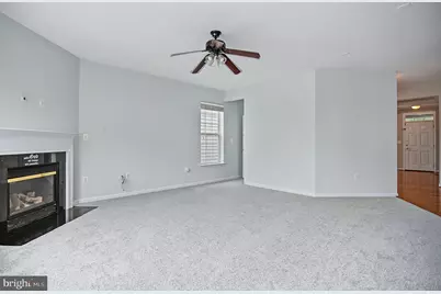 14566 Collingham Place, Gainesville, VA 20155 - Photo 9