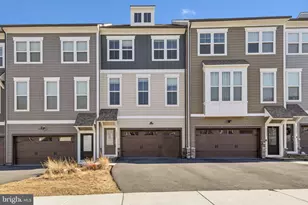 1697 Beech Leaf St, Dumfries, VA 22026 - Photo 1