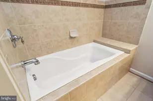 2801 Chinkapin Oak Ln, Woodbridge, VA 22191 - Photo 17
