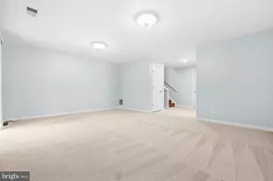 16880 Jed Forest Ln, Woodbridge, VA 22191 - Photo 17