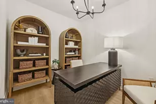 15483 Emerald Way, Haymarket, VA 20169 - Photo 23