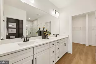 15483 Emerald Way, Haymarket, VA 20169 - Photo 21