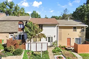 12549 Basque Pl, Woodbridge, VA 22192 - Photo 3