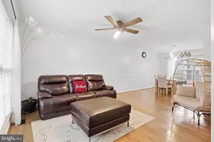 12905 Ness Hollow Ct, Bristow, VA 20136 - Photo 7