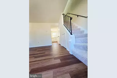 12311 Woodlawn Court, Woodbridge, VA 22192 - Photo 5