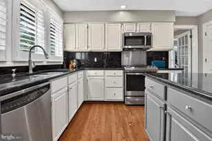 4317 Marhalt Pl, Dumfries, VA 22025 - Photo 13