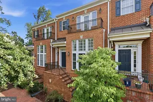 728 Vestal St, Woodbridge, VA 22191 - Photo 3