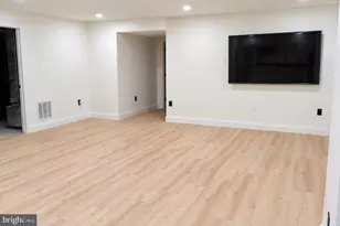 16114 Hawkwatch Ct, Woodbridge, VA 22191 - Photo 19