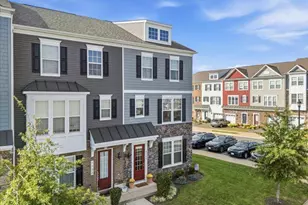 6300 Berkley Bridge Pl, Haymarket, VA 20169 - Photo 3