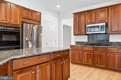 16653 Radcliffe Lane, Woodbridge, VA 22191 - Photo 19