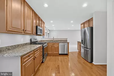 17208 Larkin Drive, Dumfries, VA 22026 - Photo 19