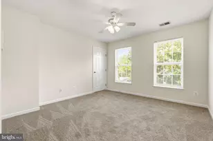 2440 Five Fathom Cir, Woodbridge, VA 22191 - Photo 19