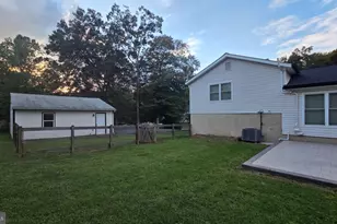 7337 Mariposa Dr, Manassas, VA 20112 - Photo 17