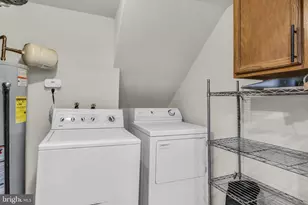3474 Beale Ct, Woodbridge, VA 22193 - Photo 17