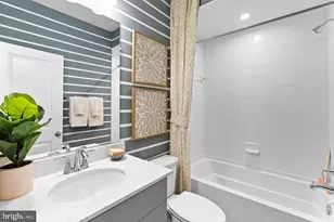 16992 Alicia Ave, Dumfries, VA 22026 - Photo 19