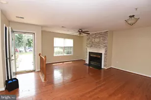7953 Coachcrest Ct, Manassas, VA 20109 - Photo 5