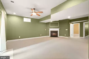 10631 Poagues Battery Dr, Bristow, VA 20136 - Photo 41
