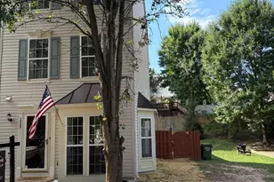 2085 Stargrass Ct, Woodbridge, VA 22192 - Photo 1