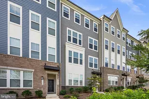 2323 Stephanie Tessa Ln, Woodbridge, VA 22191 - Photo 3