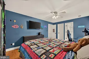 8085 Crooked Oaks Ct, Gainesville, VA 20155 - Photo 65