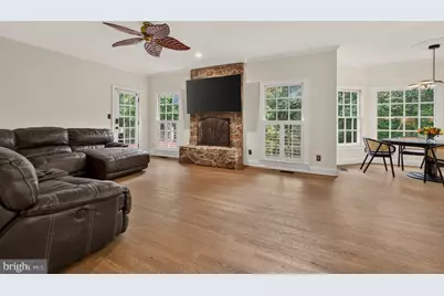 8085 Crooked Oaks Court, Gainesville, VA 20155 - Photo 35