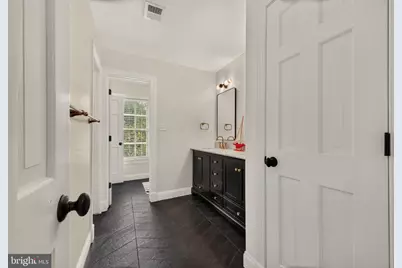 8085 Crooked Oaks Court, Gainesville, VA 20155 - Photo 61