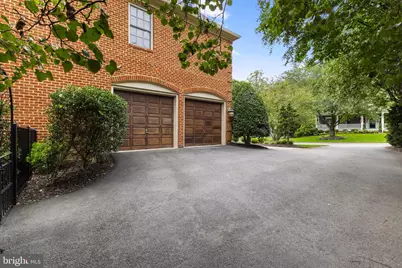 8085 Crooked Oaks Court, Gainesville, VA 20155 - Photo 9