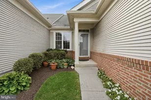 13705 Longmeade Ct, Gainesville, VA 20155 - Photo 3